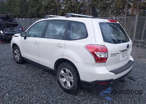 2015 Subaru Forester 2.5I z USA, uszkodzony, nr VIN JF2SJAAC2FH569318